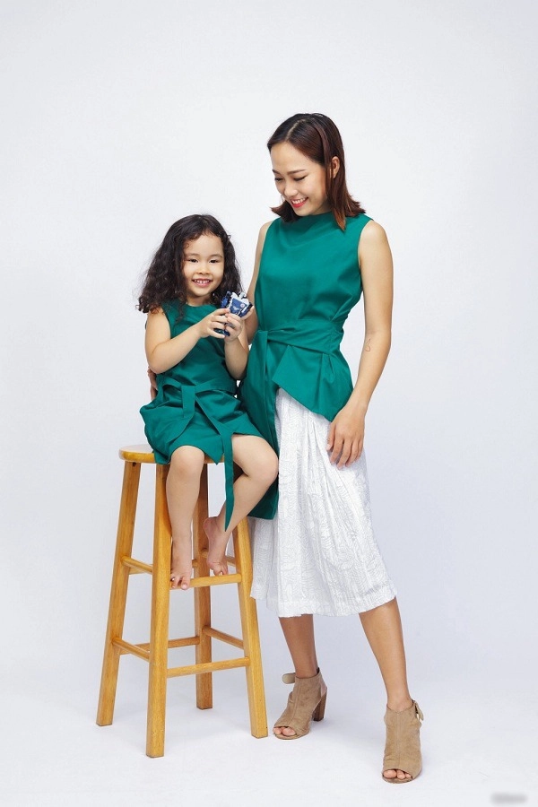 Trào lưu mặc đồ đôi cùng con đã có từ xưa đẹp đến độ mẹ bỉm hiện đại bái phục - 15