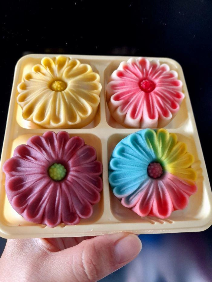 Trung thu 8x điêu khắc bánh tuyệt đẹp hàng nghìn chị em mê mẩn hỏi kinh nghiệm - 10