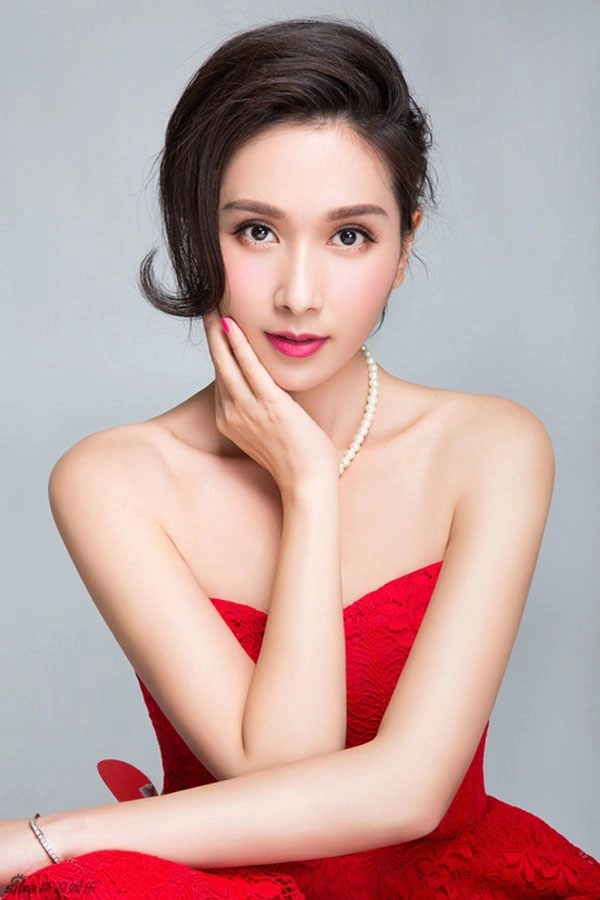 Tung ảnh thí sinh diện bikini hoa hậu châu á bị chê không khác hội chợ - 16