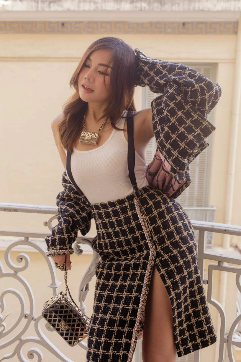 Vợ 2 minh nhựa sành điệu hết chỗ nói đi tập cũng đeo phụ kiện túi xách đắt đỏ - 20