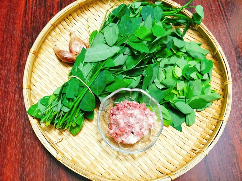4 cách nấu cháo rau ngót cho bé đơn giản dễ làm siêu tiện lợi - 1