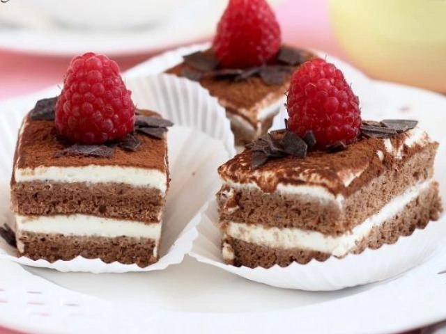 Cách làm bánh tiramisu ngon đơn giản tại nhà - 13