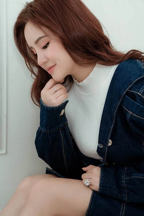 gái 3 con vy oanh ăn diện sau sinh bộ nào cũng che đường cong khéo khoe nhẫn kim cương - 6