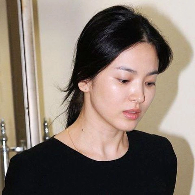 Khoe ảnh đọ mặt với trai trẻ song hye kyo lại share cách chăm da của chồng cũ - 4