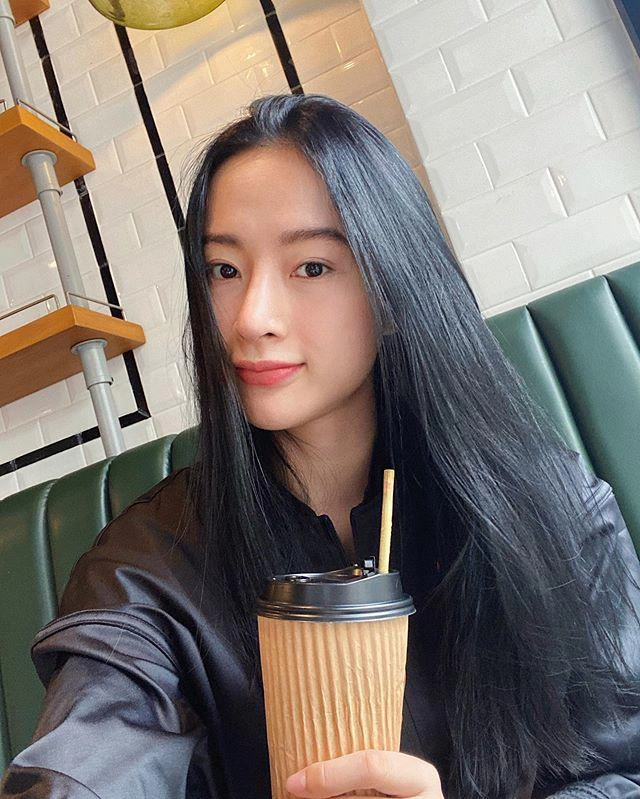 Angela phương trinh gây bấn loạn vì góc nghiêng mĩ miều nhìn sang mặt mộc càng gây thương nhớ - 4