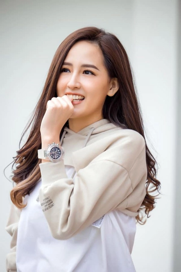 Bị nói niềng răng để bọc sứ mai phương thuý phản ứng ngay lập tức - 9
