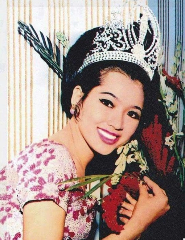 Fan gọi hoa hau đo thi ha la ho hang cua mot huyen thoai sac đep quoc te - 6