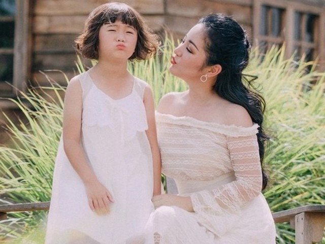 Khóa cửa nhà 10 tỷ ở việt nam thúy nga cùng con gái sống sang chảnh ở biệt thự mỹ - 7