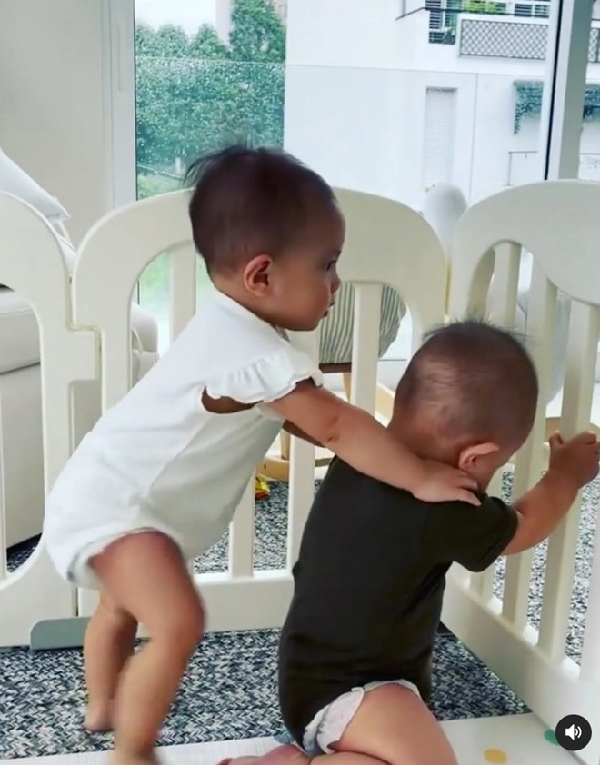 Khoảnh khắc ngọt rụng tim của cặp anh chị em nhà sao việt bố mẹ nhìn là muốn đẻ thêm - 7