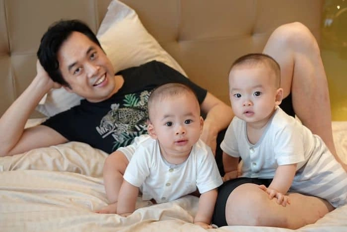 Khoảnh khắc ngọt rụng tim của cặp anh chị em nhà sao việt bố mẹ nhìn là muốn đẻ thêm - 10