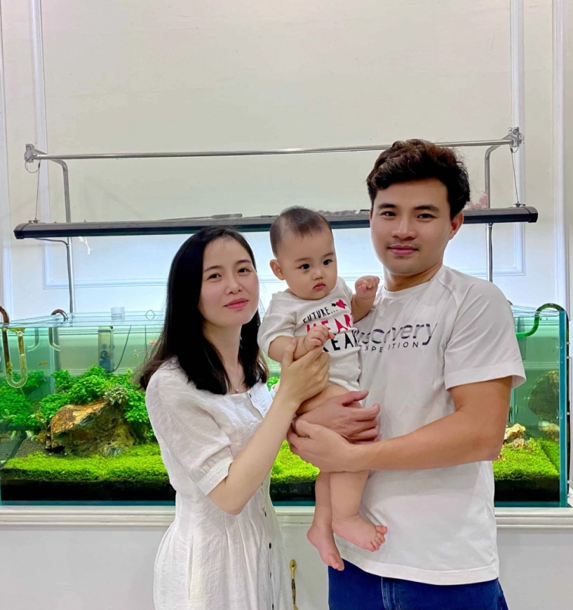 Mẹ 8x 5 năm nghỉ thai sản nhưng chỉ có một em bé chào đời chồng quyết không đẻ nữa - 8