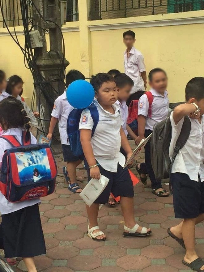 Mua nước gặp bà cụ bị mù bi béo nhàxuân bắc có hành động khiến ai cũng bất ngờ - 7