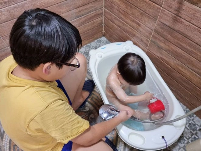 Mua nước gặp bà cụ bị mù bi béo nhàxuân bắc có hành động khiến ai cũng bất ngờ - 8