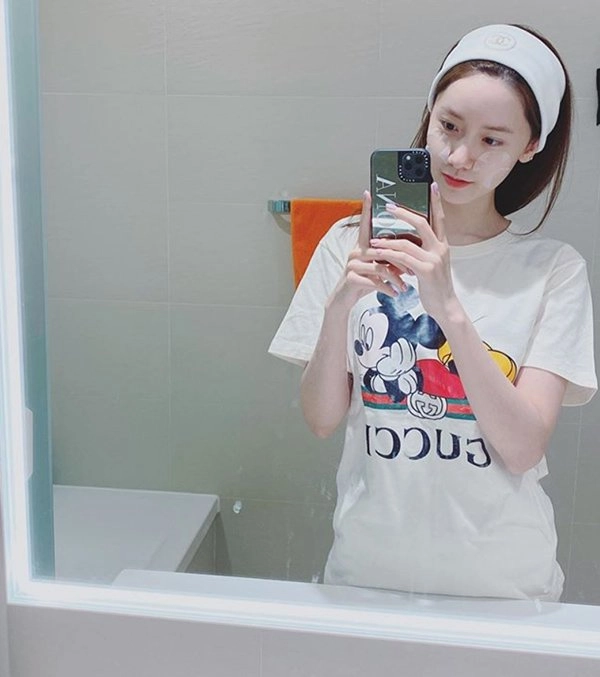 Nữ thần nhan sắc xứ hàn bật mí bí quyết chăm da trắng mịn không tì vết - 8