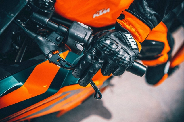 Ra mắt ktm rc390 hoàn toàn mới với nâng cấp toàn diện - 10