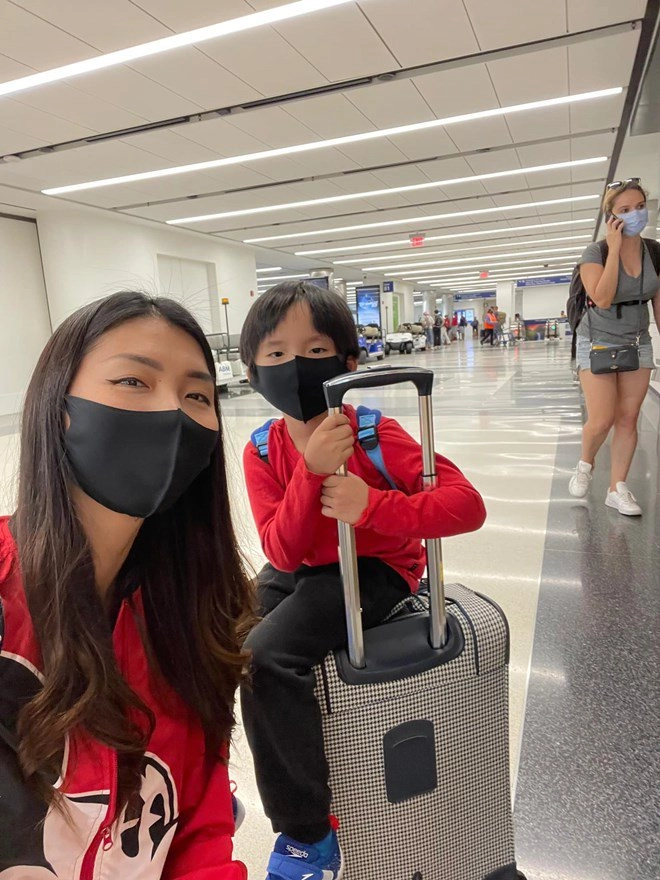 Sau 3 năm ly hôn chồng bác sĩ ngọc quyên hạnh phúc khi con trai giờ thay đổi rất nhiều - 1