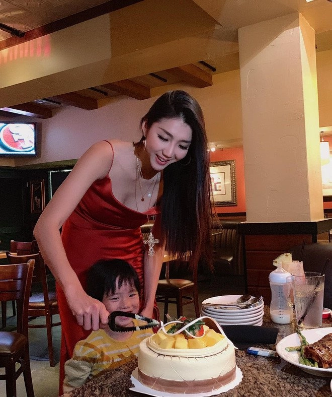Sau 3 năm ly hôn chồng bác sĩ ngọc quyên hạnh phúc khi con trai giờ thay đổi rất nhiều - 7