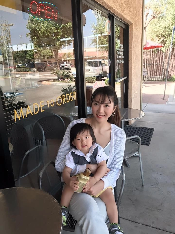 Sau 3 năm ly hôn chồng bác sĩ ngọc quyên hạnh phúc khi con trai giờ thay đổi rất nhiều - 8