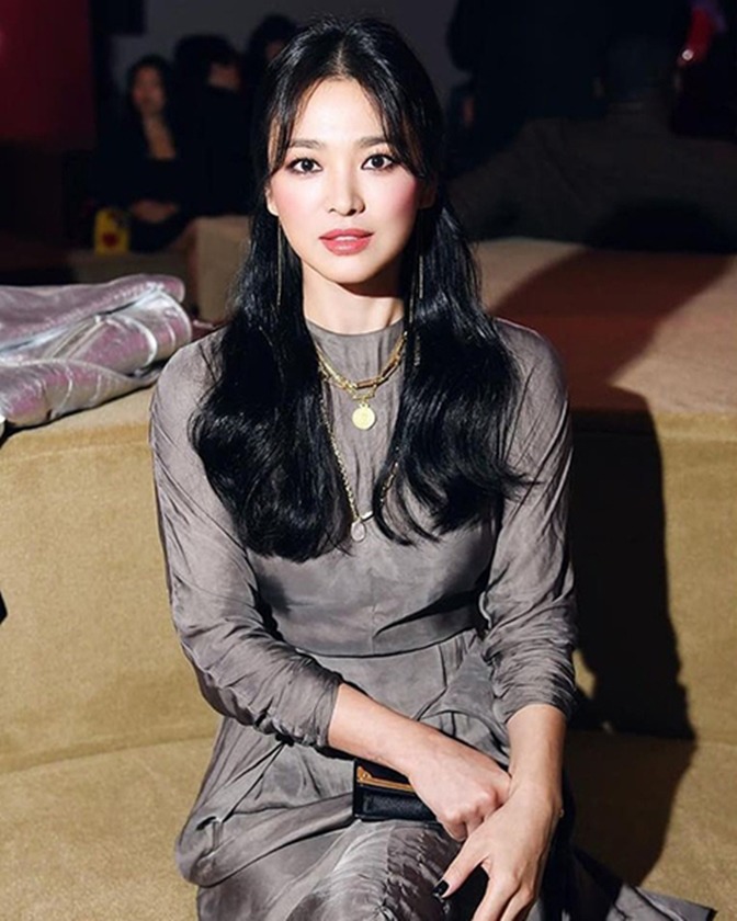 Theo style make-up mùa đông mắt thâm môi bợt song hye kyo xinh đẹp nhìn sang dương mịch chán hẳn - 7