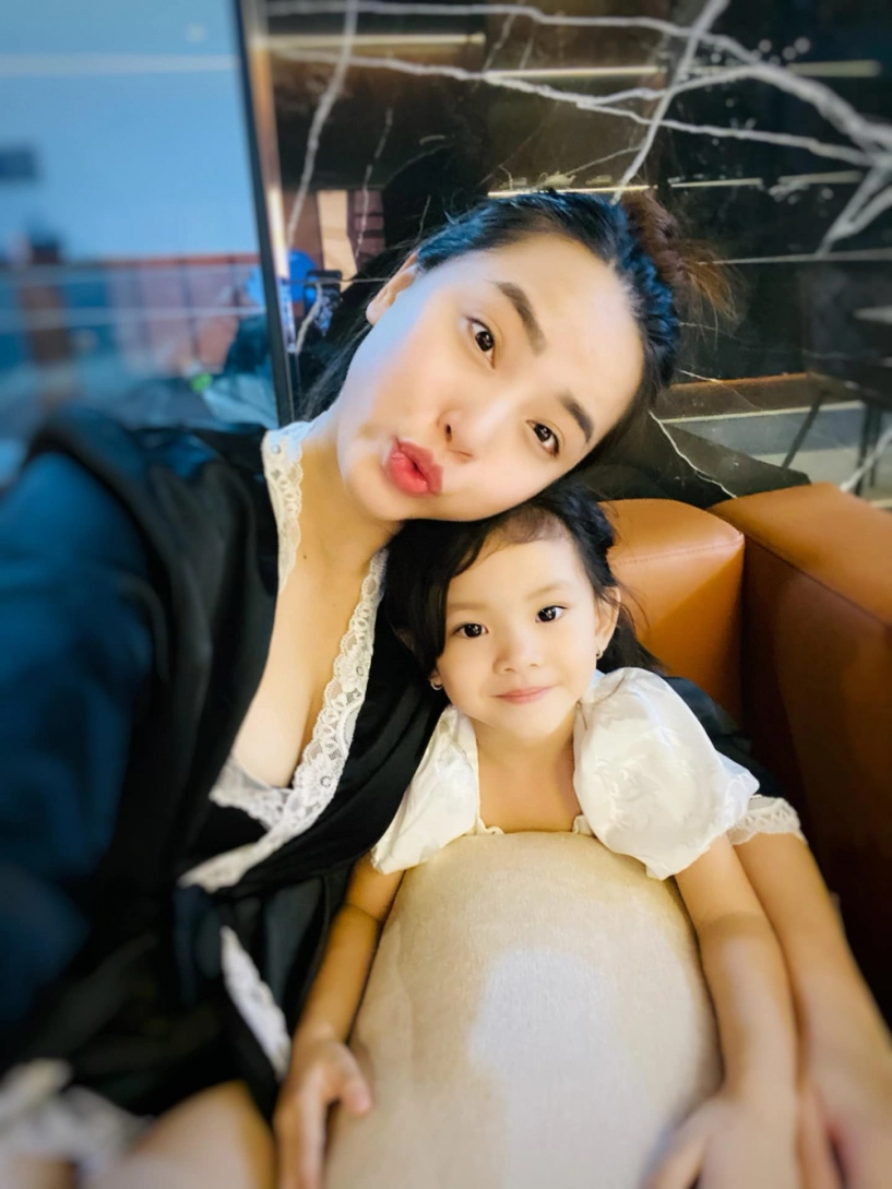 Trước khi eo thon dáng đẹp vợ 2 thành đạt cũng từng sồ sề xem ảnh chị em chạnh lòng - 7