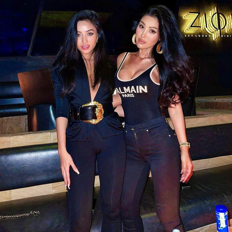 Bộ đôi hotgirl đình đám sài thành một thời gây ngỡ ngàng vì thay đổi diện mạo khó phân biệt - 2