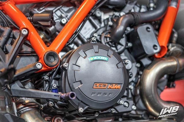 Cận cảnh ktm 1290 super duke r 2021 - 19