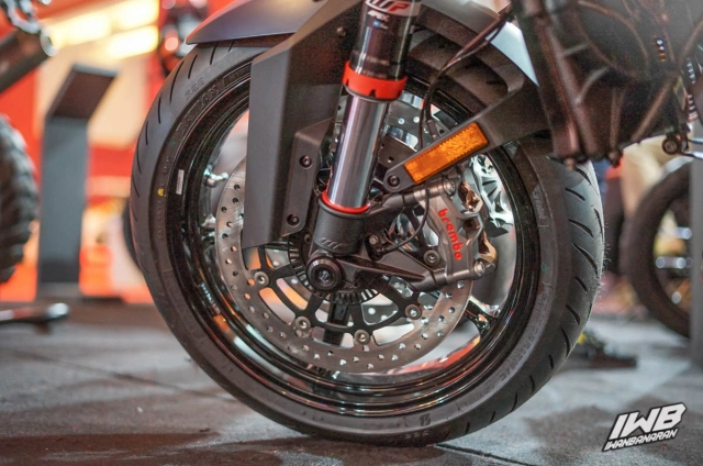 Cận cảnh ktm 1290 super duke r 2021 - 21