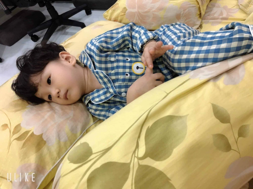 Đứa trẻ lâm khánh chi tốn 1 tỷ nhờ người đẻ hộ càng lớn càng đẹp toàn dùng đồ hiệu - 3