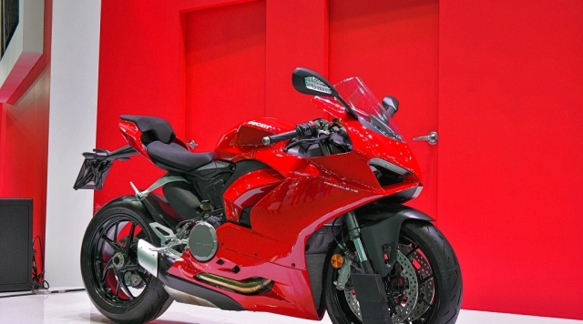 Ducati panigale v4 2020 thế hệ mới ra mắt thị trường đná - 5