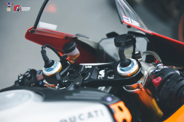 Ducati panigale v4 s độ chỉnh chu với màu sắc hoàn toàn mới - 6