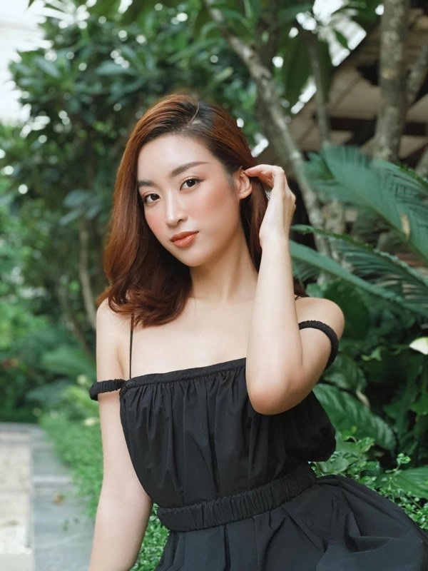 Hoa hậu nghèo nhất vbiz ngày nào giờ lướt qua đã thấy mùi hàng hiệu - 21