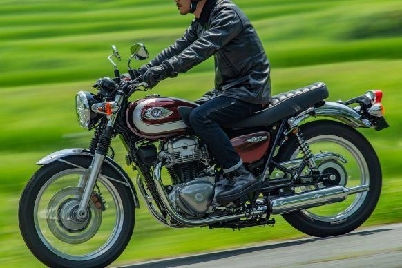 Kawasaki w800 classic 2020 sắp ra có gì đặc sắc hơn so với 2 phiên bản trước đó - 8