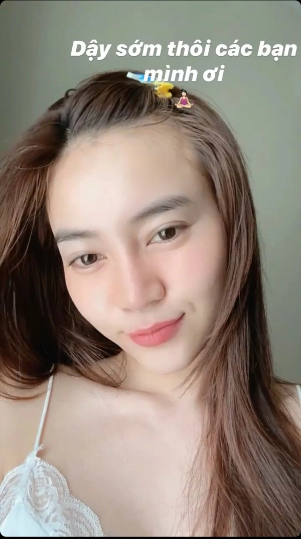 Làm điệu bằng phụ kiện của cháu gái nhan sắc lan ngọc sẽ ra sao - 4