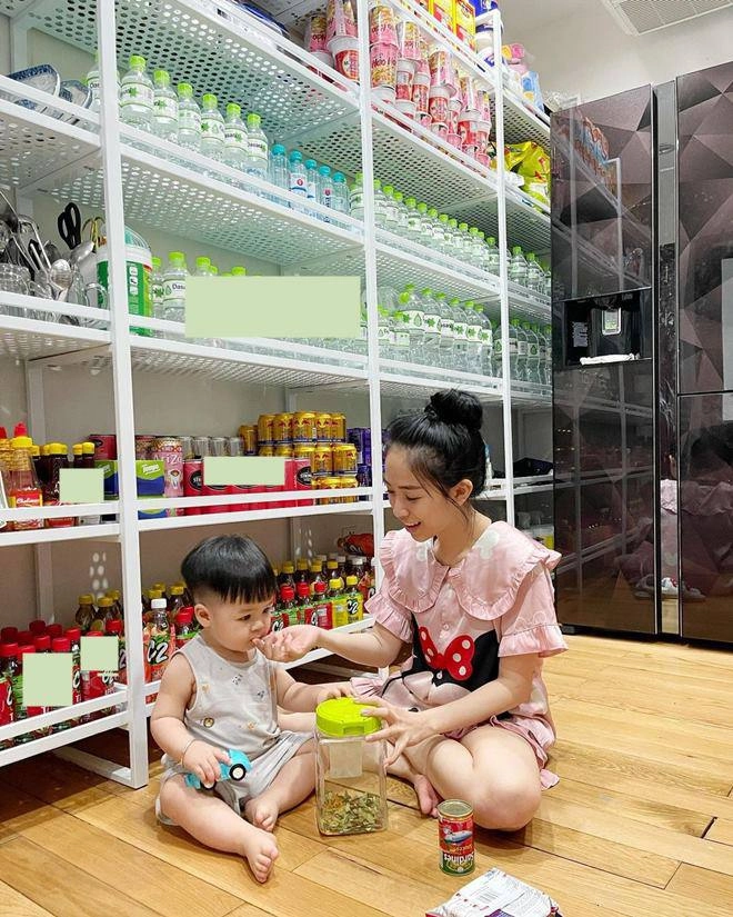 Mẹ bỉm khó khăn mùa dịch hỏi xin sữa con gái đại gia minh nhựa nhận cái kết khó ngờ - 3