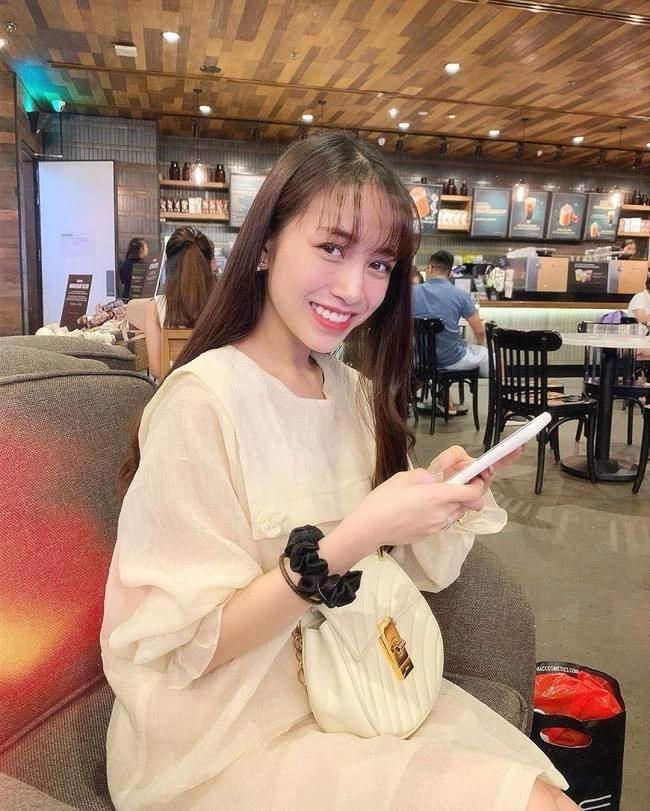 Mẹ bỉm khó khăn mùa dịch hỏi xin sữa con gái đại gia minh nhựa nhận cái kết khó ngờ - 5