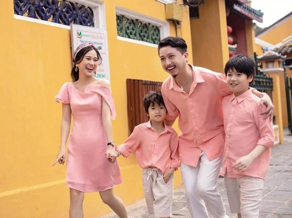 nóc nhà lâm vỹ dạ độ tuổi vàng nhan sắc tôi đã dành hết cho gia đình và các con - 9