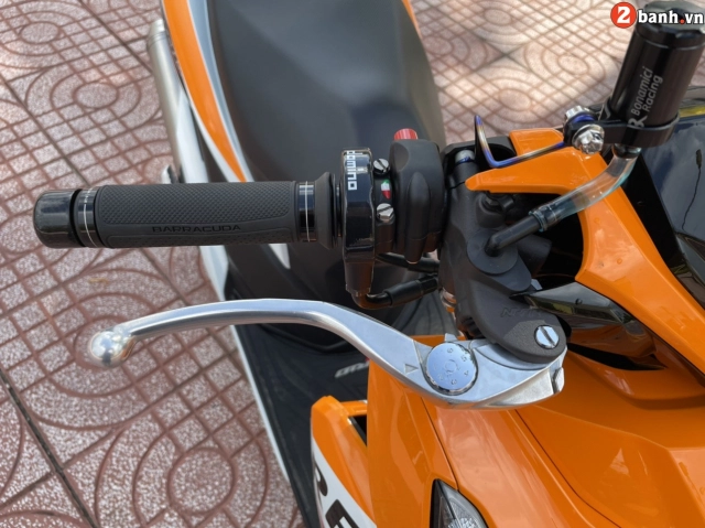 Vario repsol độ đẹp khỏi chê với những trang bị vô cùng lạ mắt - 5