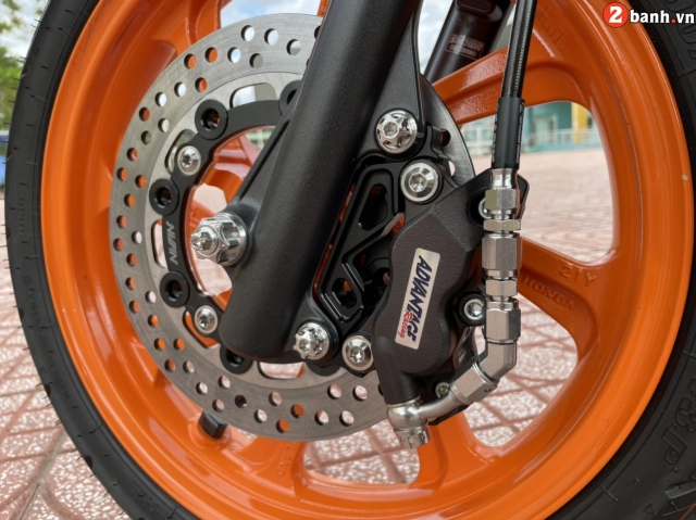 Vario repsol độ đẹp khỏi chê với những trang bị vô cùng lạ mắt - 9