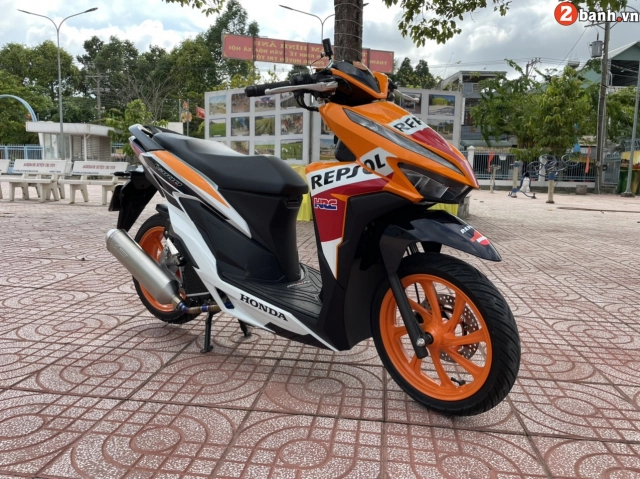 Vario repsol độ đẹp khỏi chê với những trang bị vô cùng lạ mắt - 12