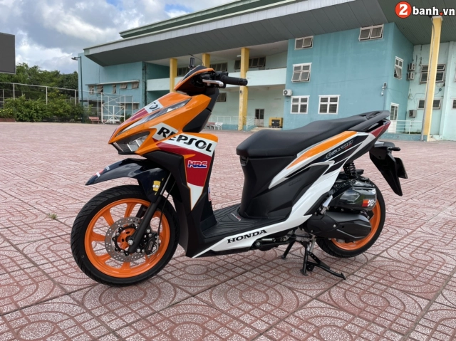 Vario repsol độ đẹp khỏi chê với những trang bị vô cùng lạ mắt - 14