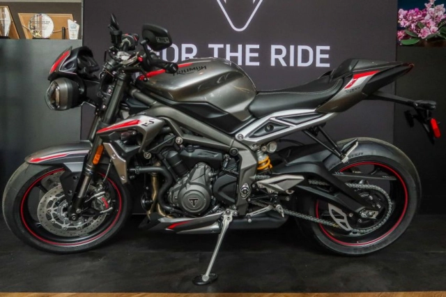 Cận cảnh triumph street triple 765rs 2020 được phân phối tại thị trường malaysia - 22