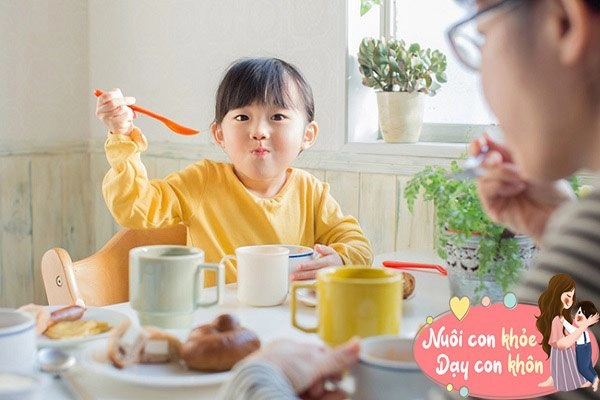Cậu bé 11 tuổi đột nhiên ngừng cao bác sĩ phát hiện điều bất thường từ thói quen ăn uống - 9