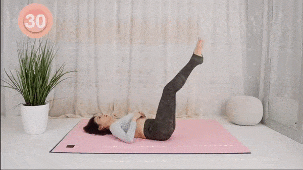 Chẳng cần đi gym tự tập ở nhà mẹ 1 con giảm liền 3cm mỡ đùi chỉ trong 7 ngày - 18