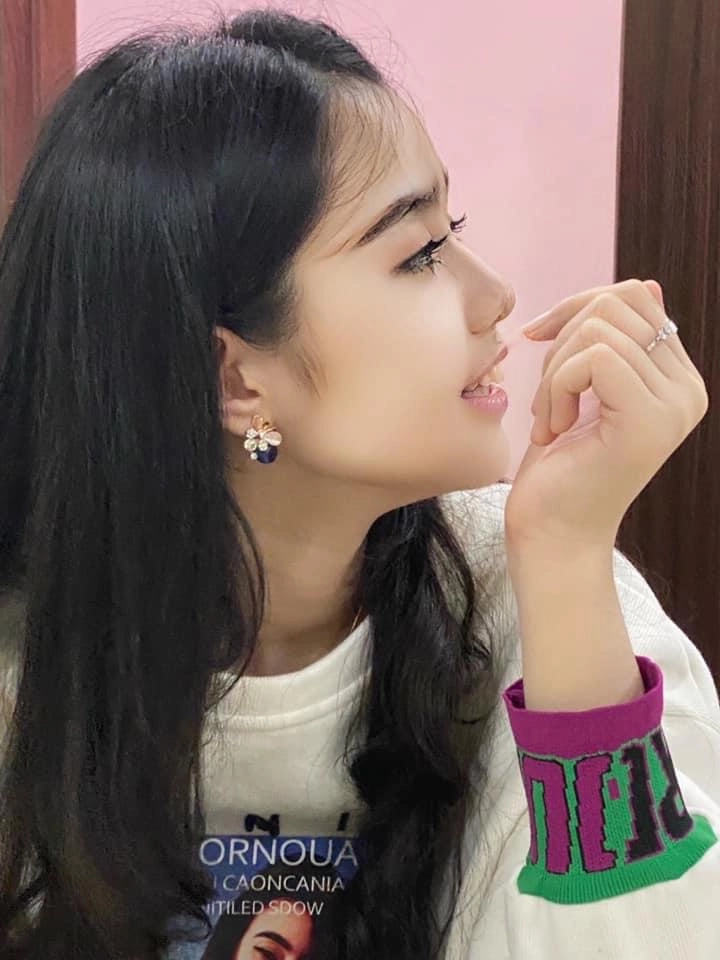 Con gái nuôi bằng kiều 12 tuổi cao 1m7 mặt đẹp như thiên thần - 12