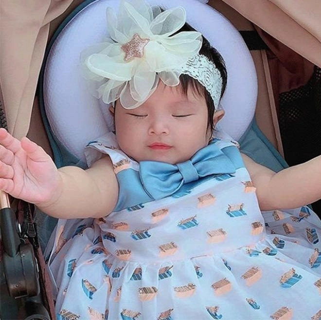 Diệp lâm anh từng bị nghi đập mặt xây lại nhìn nhan sắc 2 nhóc tỳ mới rõ sự thật - 4