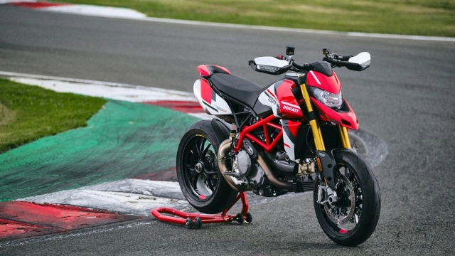 Ducati hypermotard 950 2022 thay đổi phong cách nâng cấp hiệu suất - 5