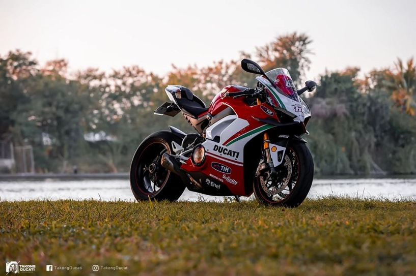 Ducati paingale v4 s độ ấn tượng với phong cách của nicky hayden - 3
