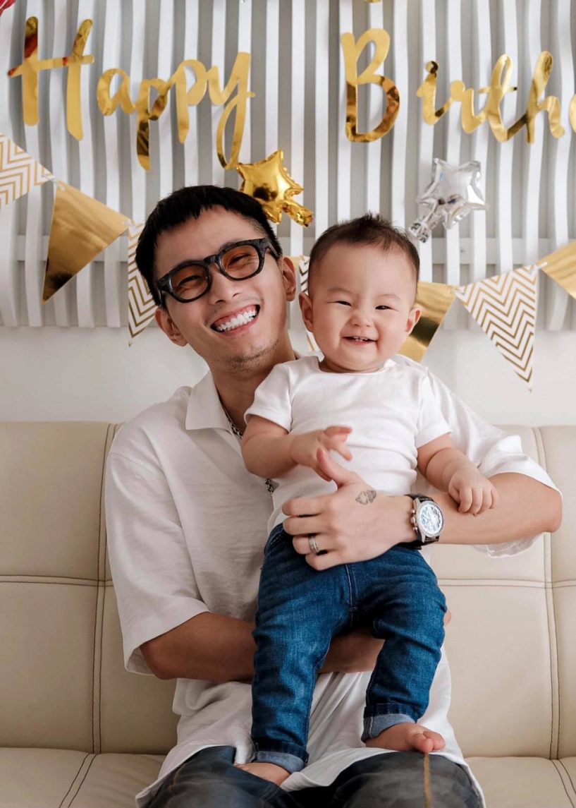 Khoảnh khắc bố nào con nấy siêu tình cảm của các sao nam việt ai nhìn cũng phải ghen tỵ - 13