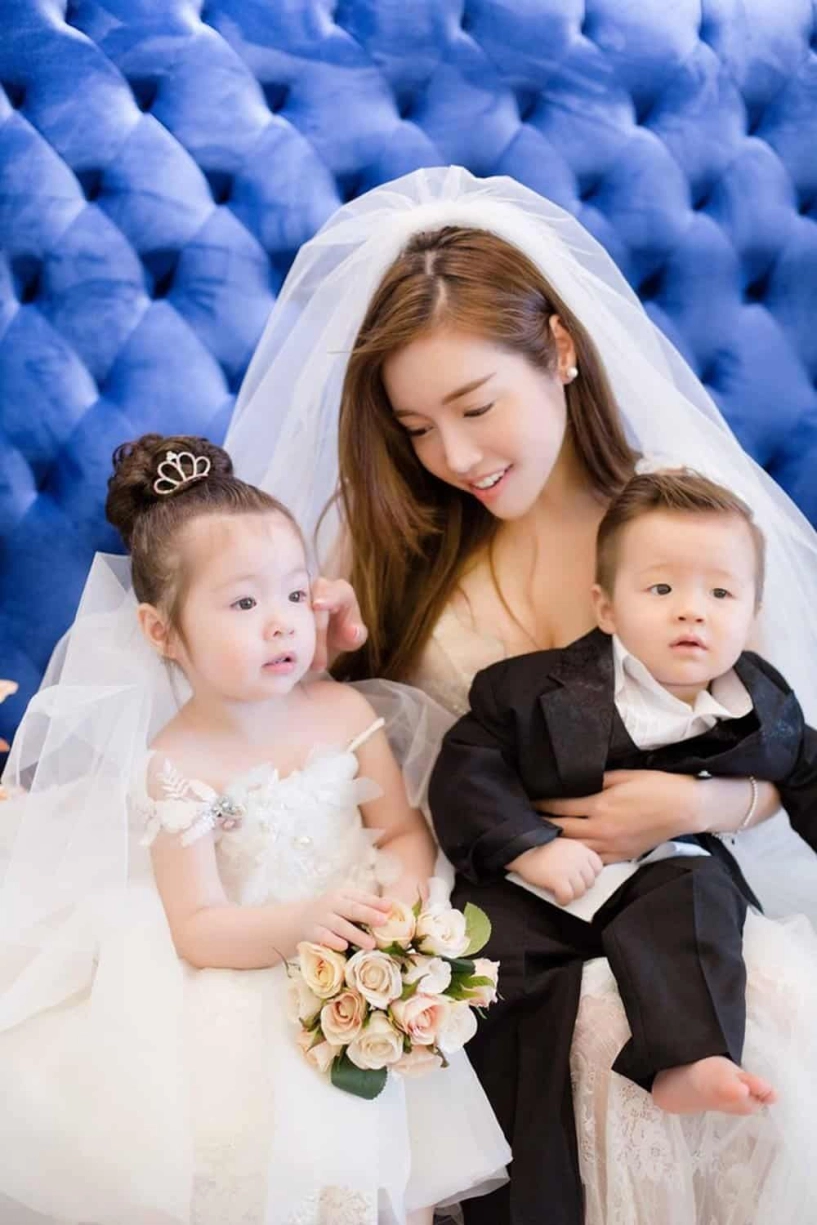 Khoảnh khắc ngọt rụng tim của cặp anh chị em nhà sao việt bố mẹ nhìn là muốn đẻ thêm - 14