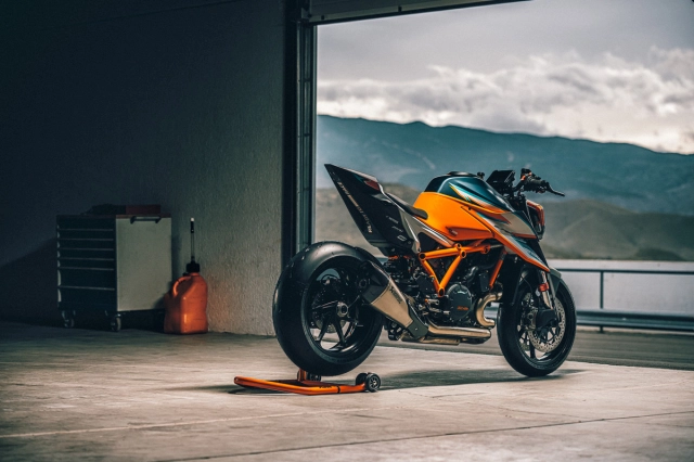 Ktm 1290 super duke r sắp lộ diện phiên bản hoàn toàn mới với mã evo - 1